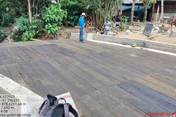 CONSTRUCCIÓN DE PUENTE VEHICULAR JARDÍN DE NIÑOS GABRIELA MISTRAL, EN LA LOCALIDAD DE LAS HUERTAS MUNICIPIO DE SANTO DOMINGO TEOJOMULCO — foto 5