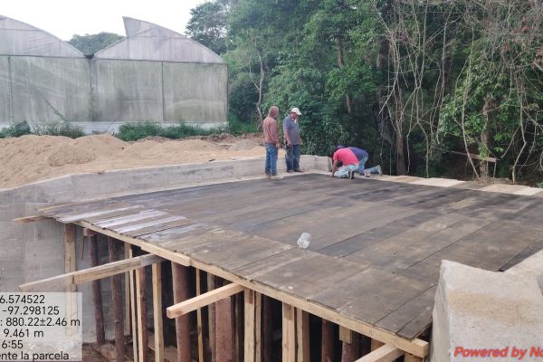 CONSTRUCCIÓN DE PUENTE VEHICULAR CALLE EL CENTRO EN LA LOCALIDAD DE LAS HUERTAS, MUNICIPIO DE SANTO DOMINGO TEOJOMULCO — foto 2